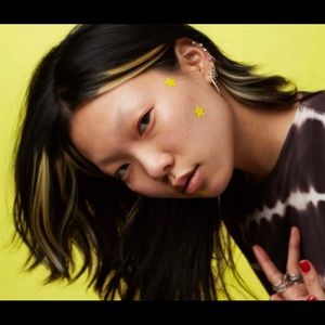 Starface hydrocolloid acne patches (32 stars/package, 5 packages available)